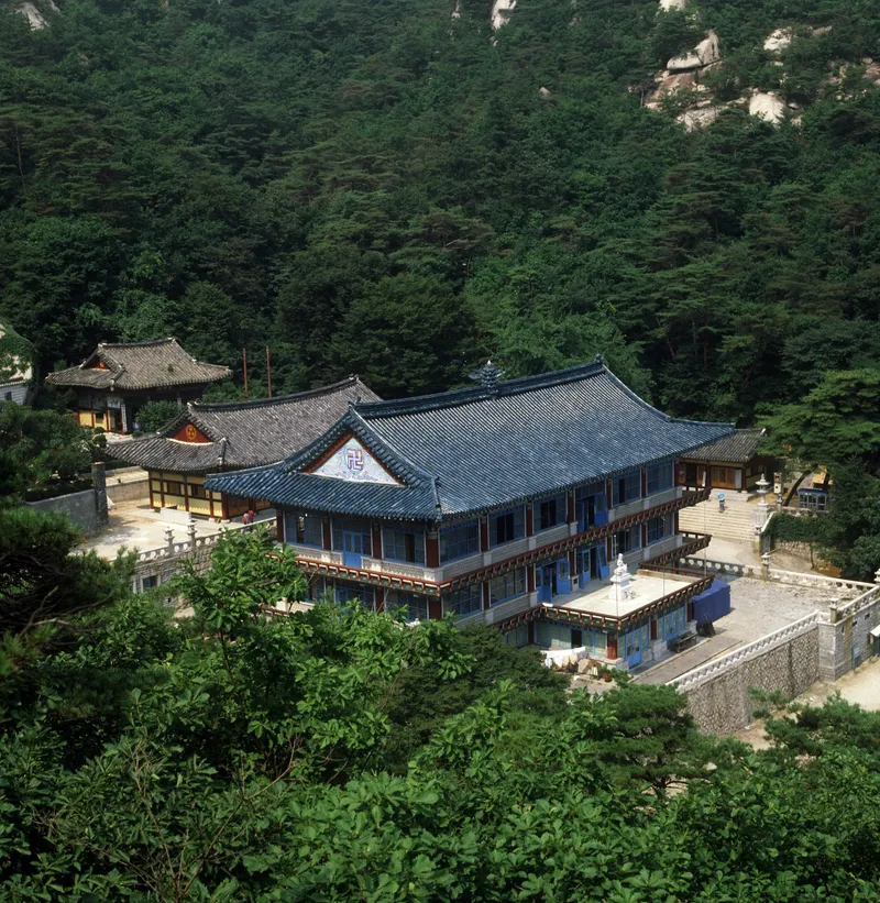 The Hoguk Chamhoewon precinct at Doseonsa in Seoul.