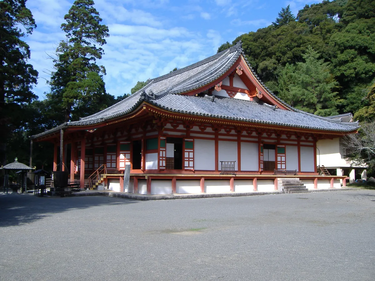 The golden hall of Kanshin-ji in Kawachinagano.