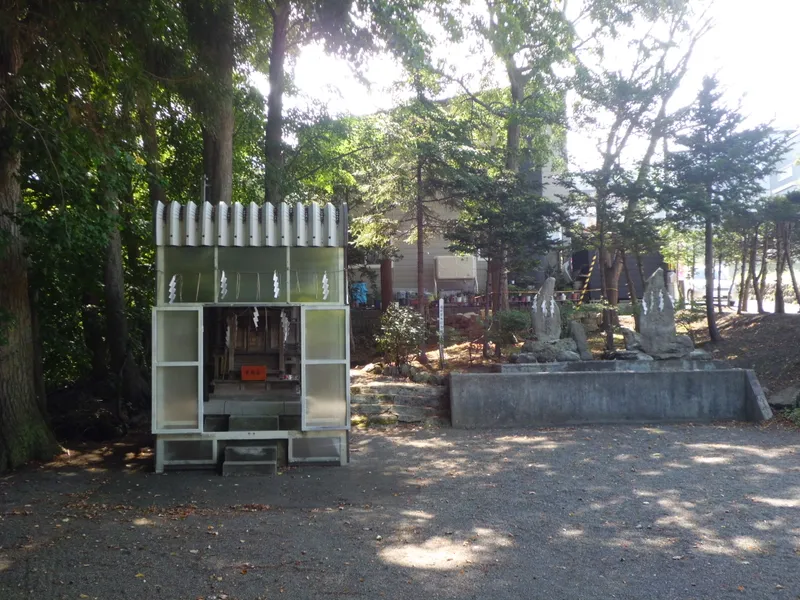 The precinct of Maruyama-nishimachi Jinja in Chuo-ku, Sapporo.