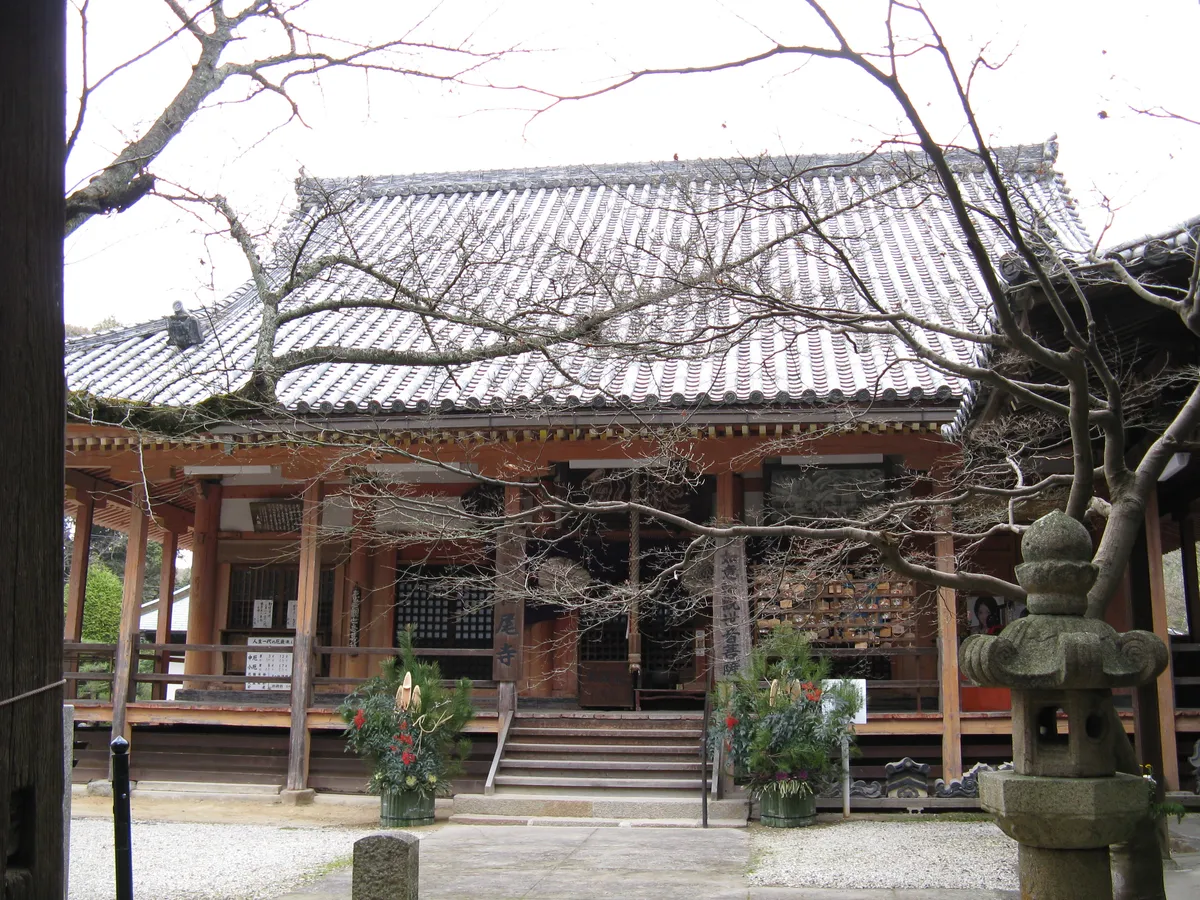 The main hall of Matsuo-dera in Izumi.