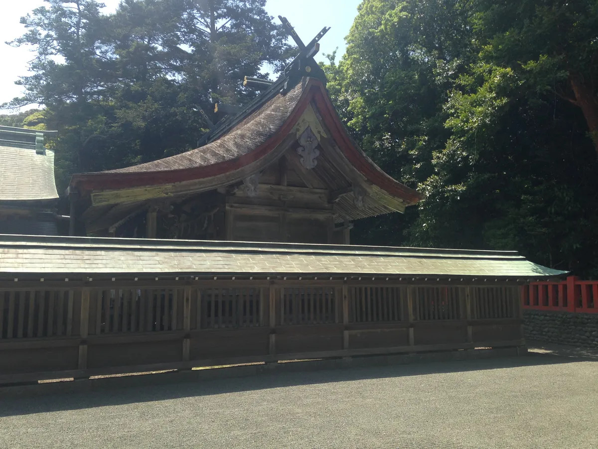 The main hall of Munakata Taisha Nakatsu-gu on Oshima.
