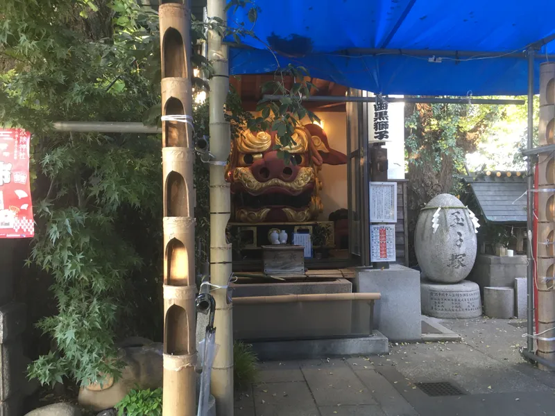 The grounds of Namiyoke Shrine in Tsukiji