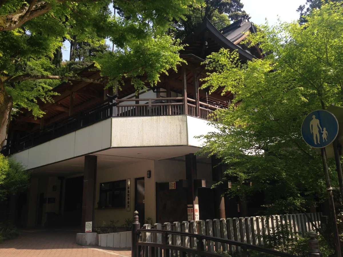The main hall of Nanzo-in in Sasaguri.