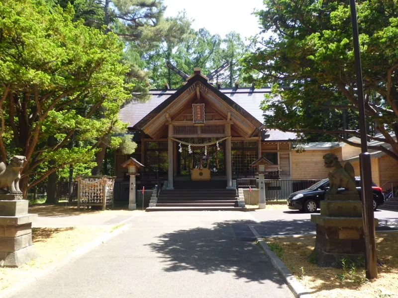 The precinct of Oyachi Jinja in Atsubetsu-ku, Sapporo.