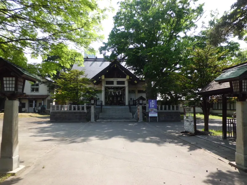 The precinct of Toyohira Jinja in Toyohira-ku, Sapporo.